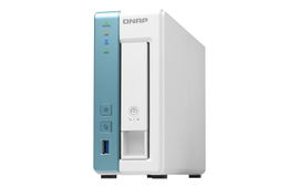 NAS QNAP TS-131K-US PROCESADOR ALPINE AL214 / MEMORIA RAM 1GB / 1 BAHIA FRONTALES SATA 3.5 PULGADAS y 2.5 PULGADAS / 1 PUERTO RJ45 1GbE / MONTAJE EN ESCRITORIO / APLICACIONES DE USO PERSONAL PARA COMPARTIR Y RESPALDAR DATOS EN LA NUBE NAS QNAP TS-131K-US PROCESADOR ALPINE AL214 / MEMORIA RAM 1GB / 1 BAHIA FRONTALES SATA 3.5 PULGADAS y 2.5 PULGADAS / 1 PUERTO RJ45 1GbE / MONTAJE EN ESCRITORIO / APLICACIONES DE USO PERSONAL PARA COMPARTIR Y RESPALDAR DATOS EN LA NUBE
