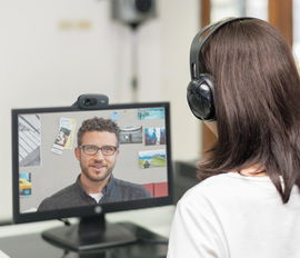 Logitech C505e - Webcam - color - 720p - focal fijado - audio - USB Logitech C505e - Webcam - color - 720p - focal fijado - audio - USB