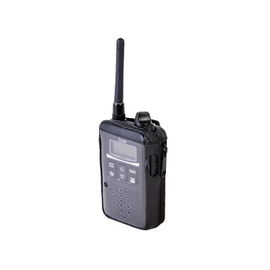 Funda Reforzada de Piel con Cierre Lateral y Visor de Pantalla Frontal Transparente, para uso en Radios IP-100H. Funda Reforzada de Piel con Cierre Lateral y Visor de Pantalla Frontal Transparente, para uso en Radios IP-100H.