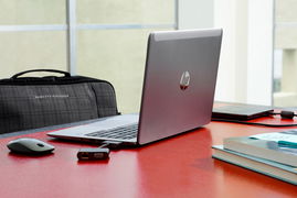 HP Ratón inalámbrico plata ceniza oscura Z5000