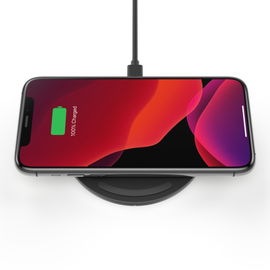 Belkin - Base de carga inalámbrica + adaptador de corriente CA - 10 vatios - negro