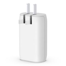 Belkin Wall Charger - Adaptador de corriente - 30 vatios - 6 A - PD - 2 conectores de salida (USB, USB-C) - en el cable: Lightning - blanco