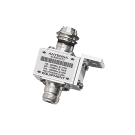 Protector RF Coaxial Para 10 - 1000 MHz de Ceja Frontal y Conectores N Hembra en Ambos Lados, 50 Ω