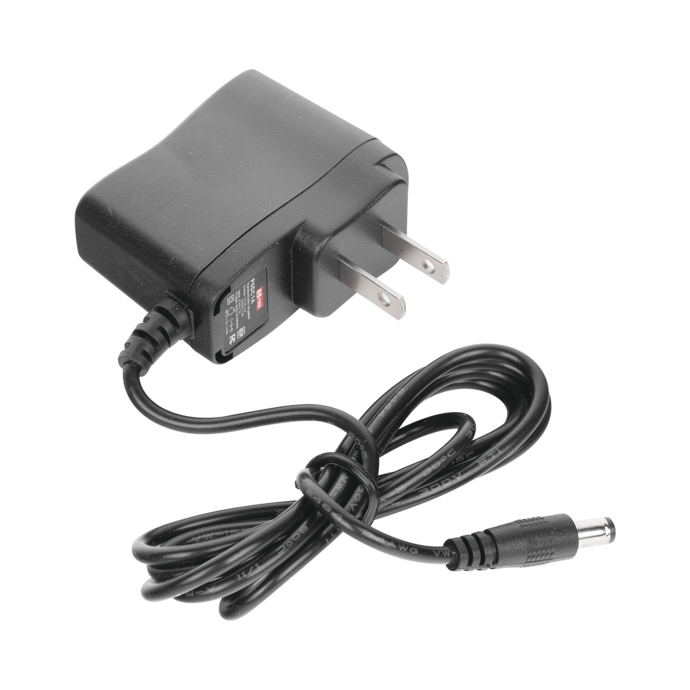 Fuente de poder de 6 Vcd regulado @ 1A; Voltaje de entrada de 100-240 Vca. Certificación de NOM