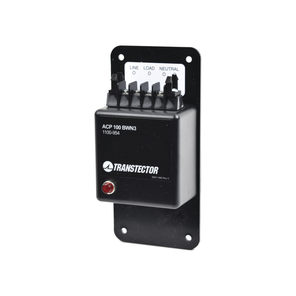 Protector Monofasico de 120VAC 15A Con Tecnología Diodo de Silicio Y Fusible Interno
