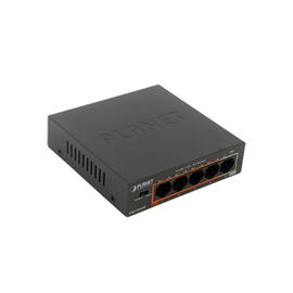 Switch PoE+ 802.3af/at distancia 250 m 4 puertos + 1 puerto 10/100 de Uplink Switch PoE+ 802.3af/at distancia 250 m 4 puertos + 1 puerto 10/100 de Uplink