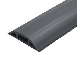 Canaleta flexible color negra de PVC auto extinguible tramo de 2.5m (9300-01254) Canaleta flexible color negra de PVC auto extinguible tramo de 2.5m (9300-01254)