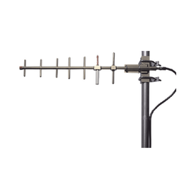 Antena Base Direccional 806-869 MHz, diseño robusto, protección contra hielo.
