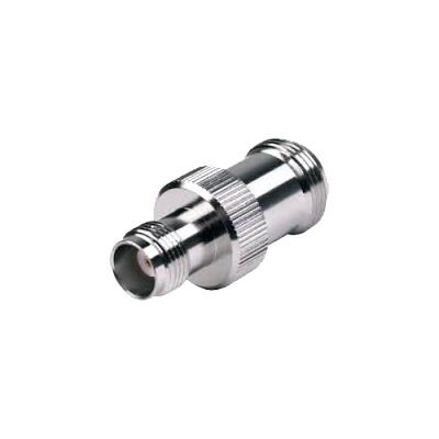 Adaptador en Línea de Conector TNC Hembra a N Hembra, Níquel/ Oro/ Teflón. Adaptador en Línea de Conector TNC Hembra a N Hembra, Níquel/ Oro/ Teflón.