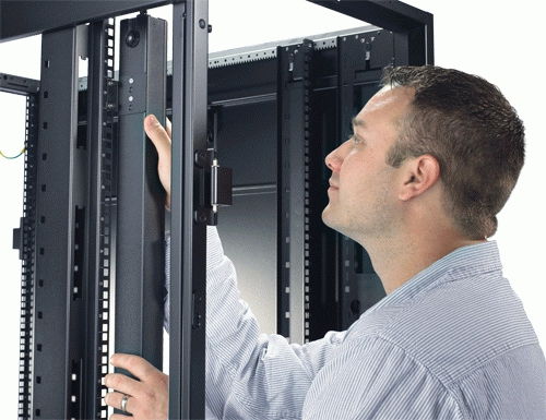 APC Basic Rack-Mount PDU - Unidad de distribución de alimentación (montaje en bastidor) - CA 120 V - 2.4 kW - input: NEMA L5-20 - conectores de salida: 24 (NEMA 5-20) - 3.1 m cable - negro - para P/N: SMX1000C, SMX1500RM2UC, SMX1500RM2UCNC, SMX750C, 