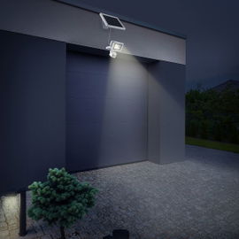 Reflector LED con sensor de movimiento, panel solar y batería recargable