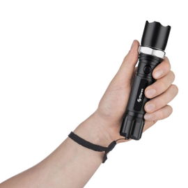 Linterna LED de aluminio resistente al agua con batería recargable Linterna LED de aluminio resistente al agua con batería recargable