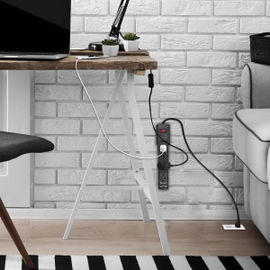 Multicontacto de 6 salidas verticales y doble cargador USB