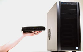 Intel NUC BOXNUC8I7HVK1 PC/estación de trabajo barebone 1,2 l tamaño PC Negro BGA 2270 i7-8809G 3,1 GHz Intel NUC BOXNUC8I7HVK1 PC/estación de trabajo barebone 1,2 l tamaño PC Negro BGA 2270 i7-8809G 3,1 GHz