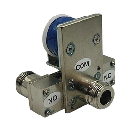 Relevador Coaxial para Antena SPDT, 10-14 Vcc (12 Vcc Nom.), 160 mA, 250 Watt a 1 GHz.