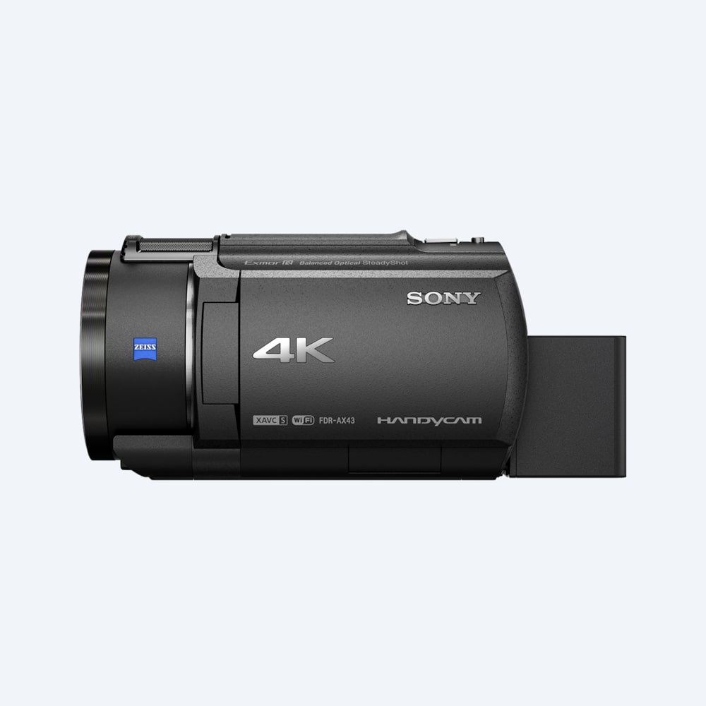 Handycam® 4K AX43A con sensor CMOS Exmor R™ Handycam® 4K AX43A con sensor CMOS Exmor R™
