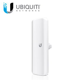 Estación Base 2x2 MIMO airMAX LiteAP AC hasta 450 Mbps, 5 GHz (5150 - 5875 MHz) con antena integrada de 17 dBi y cobertura de 90 grados con GPS Sync Estación Base 2x2 MIMO airMAX LiteAP AC hasta 450 Mbps, 5 GHz (5150 - 5875 MHz) con antena integrada de 17 dBi y cobertura de 90 grados con GPS Sync