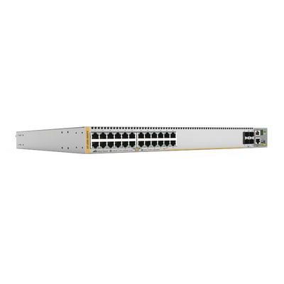 Switch PoE+ Stackeable Capa 3, 24 puertos 10/100/1000 Mbps + 4 puertos SFP+ 10 G y dos bahías hotswap PSU