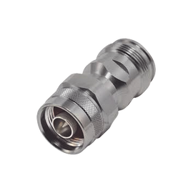 Adaptador en Línea de Conector 4.3-10 Hembra a N Macho, Bronce Blanco/ Plata/ Teflón.