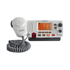 Radio móvil marino VHF clase D con antena interna de GPS, función de megafonía y grabador automático de 20 segundos de audio recibido. cuenta con los canales Internacionales, de Canadá y Estados Unidos
