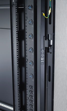 APC Metered Rack 5.7K VA PDU unidad de distribución de energía (PDU) Negro