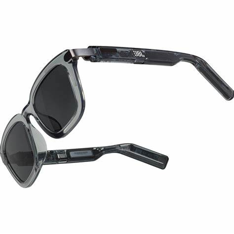 JBL SoundGear Frames – Gafas de audio inalámbricas con diseño cuadrado y resistencia IP54. Sonido JBL de alta calidad, ideales para un estilo de vida activo. Disfruta de música y llamadas con comodidad, todo mientras mantienes tu estilo. Disponible e