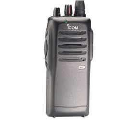 Radio portátil ICOM 148-174MHz 5W 2 canales. Incluye antena, batería y cargador Radio portátil ICOM 148-174MHz 5W 2 canales. Incluye antena, batería y cargador