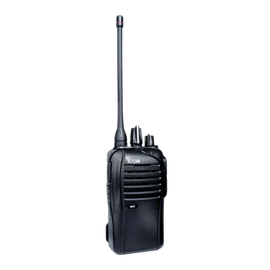 Radio portátil digital y analógico en rango de frecuencia 450-512 MHz, 16 canales, 5W de potencia de RF.  batería, cargador, antena y clip incluidos.
