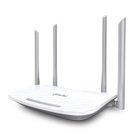Router Inalámbrico doble banda AC, 2.4 GHz y 5 GHz Hasta 1200 Mbps, 4 antenas externas omnidireccional, 4 Puertos LAN 10/1000 Mbps, 1 Puerto WAN 10/1000 Mbps