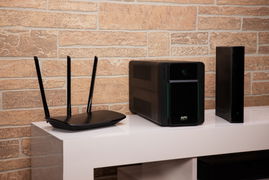 APC Back-UPS 1200VA - UPS - CA 120 V - 650 vatios - 1200 VA - 1 fase - 9 Ah - conectores de salida: 6 - negro