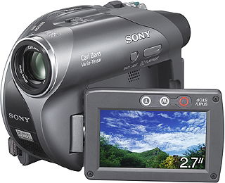 Sony Handycam DCR-DVD205 - Cámara de vídeo portátil - 1.07 MP - 12x zoom óptico - Carl Zeiss - DVD Sony Handycam DCR-DVD205 - Cámara de vídeo portátil - 1.07 MP - 12x zoom óptico - Carl Zeiss - DVD