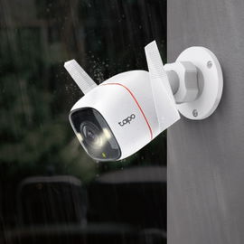 Kit de Cámara IP Wi-Fi / Incluye 1 Pieza Modelo TAPO-C320WS  /  Utiliza La App Tapo / 1 Memoria Micro SD Modelo Mod  HS-TF-E1/64G