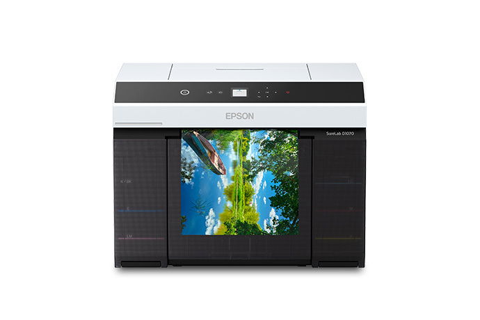 Epson SURELAB D1070 Professional Minilab - Impresora - color - chorro de tinta - Rollo A4 (21 cm x 65 m) - 1.440 x 720 ppp - hasta 7.7 impresiones/minuto (monocromo) / hasta 7.7 impresiones/minuto (color) - LAN, USB 3.0, Wi-Fi(ac) - cortador