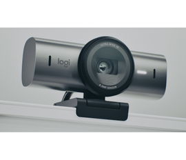 Cámara Web premium 4K Logitech BRIO - Pro 705 con mejora de imagen impulsada por IA
