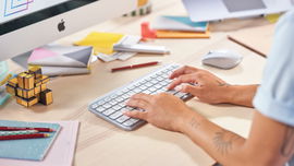 Logitech MX Keys Mini - Teclado - retroiluminación - inalámbrico - Bluetooth - gris pálido