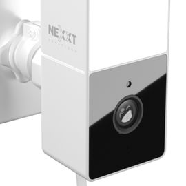 Nexxt Solutions Connectivity - 2K Camera with light Nexxt Solutions Connectivity - 2K Camera with light