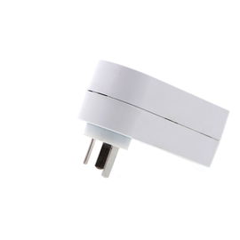 Forza - Voltage Protector - AC 220 V - 1 Tomas de Corriente - 900J 18000A IRAM Pl