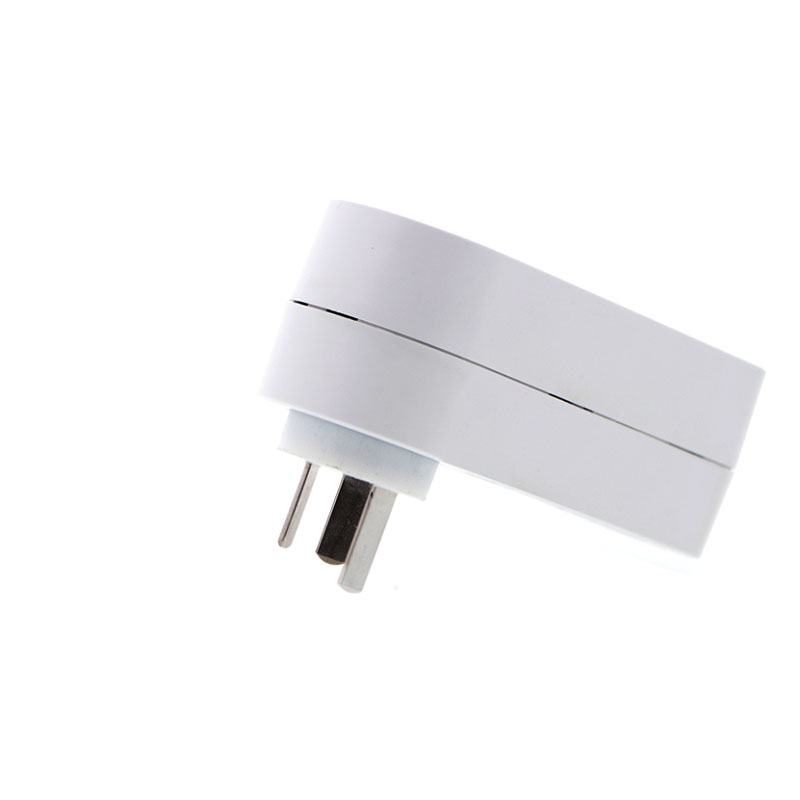 Forza - Voltage Protector - AC 220 V - 1 Tomas de Corriente - 900J 18000A IRAM Pl Forza - Voltage Protector - AC 220 V - 1 Tomas de Corriente - 900J 18000A IRAM Pl