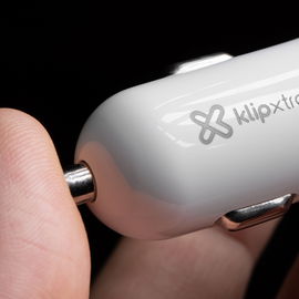 Klip Xtreme - Battery charger - car - Dual USB-3.1A