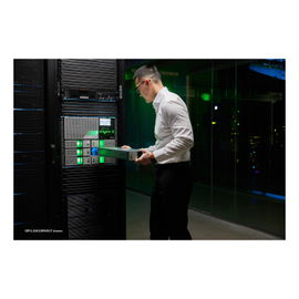 APC Smart-UPS Modular Ultra - UPS (montaje en bastidor) - on-line, scalable, n+1 redundant, touchscreen, network management card - CA 208/240 V - 20 kW - 20000 VA - 12U - plata