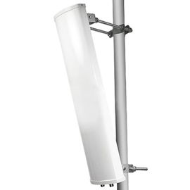 Antena Sectorial Doble Banda 2400 – 2500 MHz / 4900 – 5900 MHz.