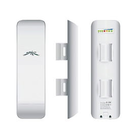 NanoStation airMAX M2 CPE, hasta 150 Mbps, frecuencia 2 GHz (2412-2462 MHz) con antena integrada de 11 dBi NanoStation airMAX M2 CPE, hasta 150 Mbps, frecuencia 2 GHz (2412-2462 MHz) con antena integrada de 11 dBi