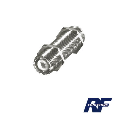 Adaptador Pasamuros de Doble UHF Hembra (SO-239), Montaje para Panel con Rosca Estándar. Adaptador Pasamuros de Doble UHF Hembra (SO-239), Montaje para Panel con Rosca Estándar.