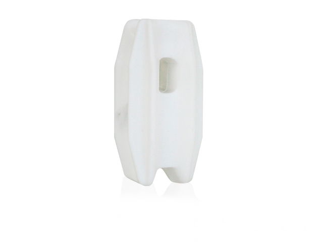 AISLADOR DE ESQUINA PARA POSTE DE 1/2pulg O 3/4pulg COLOR BLANCO PARA CERCAS ELECTRIFICADAS. ALTER ALT-AIS3 VENTA POR PIEZA