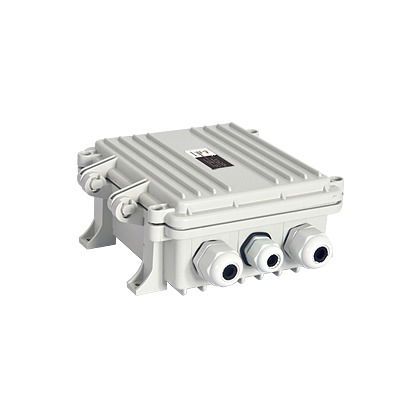 Protector PoE a 10/100 Mbps (exterior) (Cat5e 100Mbps) Protector PoE a 10/100 Mbps (exterior) (Cat5e 100Mbps)