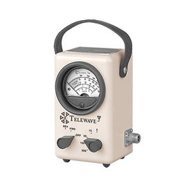 Wattmetro para Radiofrecuencia de Banda Ancha, 20-1000 MHz, en escalas de 5, 15, 50, 150 y 500 Watt. Wattmetro para Radiofrecuencia de Banda Ancha, 20-1000 MHz, en escalas de 5, 15, 50, 150 y 500 Watt.