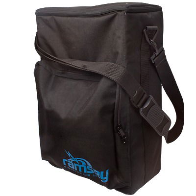 Estuche Negro de Tela Sintética con Correa para COM-3010. Estuche Negro de Tela Sintética con Correa para COM-3010.