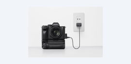 Empuñadura vertical para las cámaras α9 II y α7R IV Empuñadura vertical para las cámaras α9 II y α7R IV