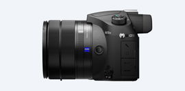 RX10 III con lente de zoom F2.4-4 de 24-600 mm de gran apertura RX10 III con lente de zoom F2.4-4 de 24-600 mm de gran apertura