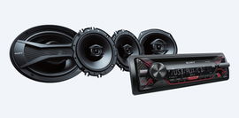 Radio para auto de CD con 2 parlantes de 6,5 pulg. y 2 parlantes de 6 x 9 pulg. Radio para auto de CD con 2 parlantes de 6,5 pulg. y 2 parlantes de 6 x 9 pulg.